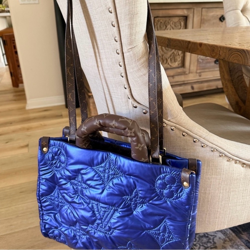 Blue FASHION puffer pillow Tote Bag